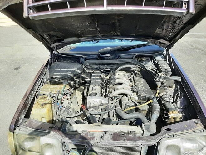 Mercedes E 250 1992, 250,000 km - 2.5 l - Bakı