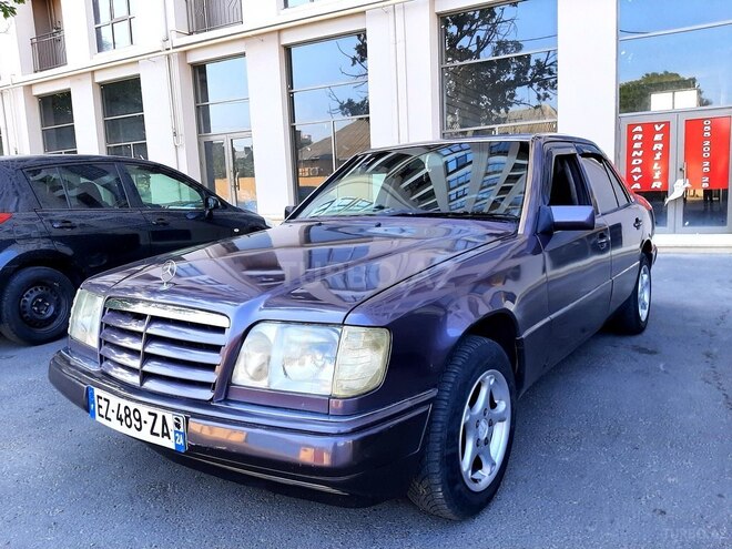 Mercedes E 250 1992, 250,000 km - 2.5 l - Bakı