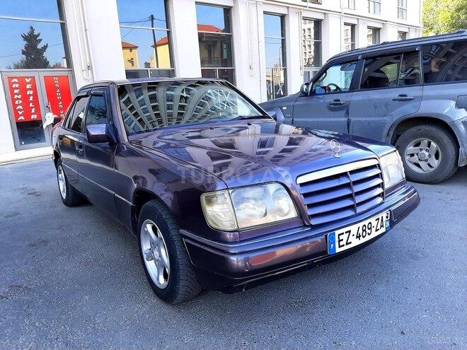 Mercedes E 250 1992, 250,000 km - 2.5 l - Bakı