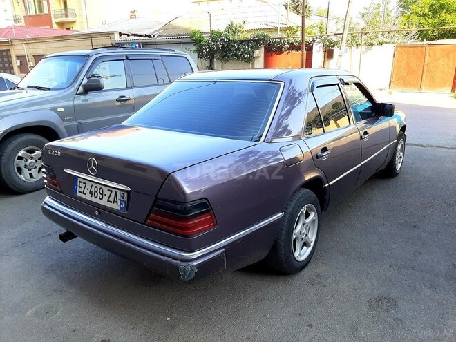 Mercedes E 250 1992, 250,000 km - 2.5 l - Bakı