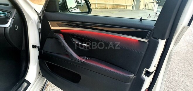 BMW 520 2016, 100,000 km - 2.0 l - Bakı