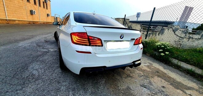 BMW 520 2016, 100,000 km - 2.0 l - Bakı