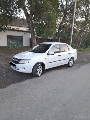 LADA (VAZ) Granta 2013, 270,000 km - 1.6 л - Ucar