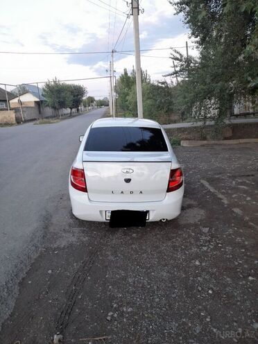 LADA (VAZ) Granta 2013, 270,000 km - 1.6 л - Ucar