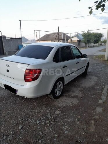 LADA (VAZ) Granta 2013, 270,000 km - 1.6 л - Ucar