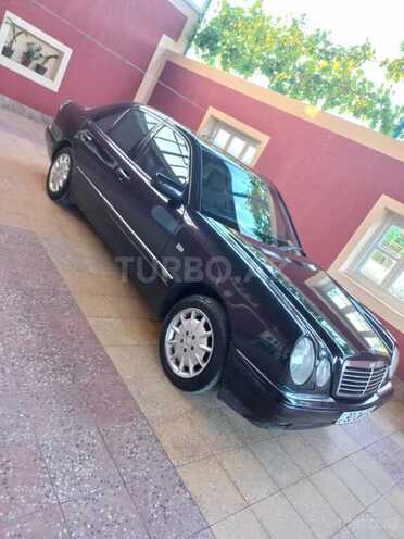 Mercedes E 280 1998, 345,000 km - 2.8 l - Bakı