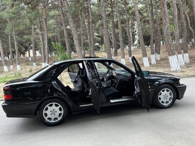 Mercedes C 230 1999, 243,000 km - 2.3 l - Xırdalan