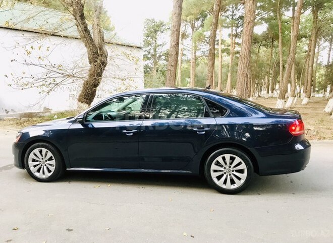 Volkswagen Passat 2011, 212,433 km - 1.8 l - Bakı