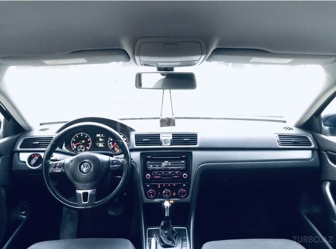 Volkswagen Passat 2011, 212,433 km - 1.8 l - Bakı