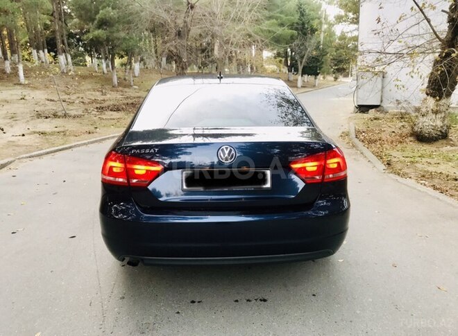 Volkswagen Passat 2011, 212,433 km - 1.8 l - Bakı