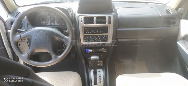 Mitsubishi Pajero io 2002, 280,000 km - 2.0 л - Sumqayıt