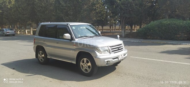 Mitsubishi Pajero io 2002, 280,000 km - 2.0 л - Sumqayıt