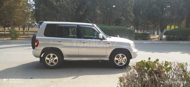 Mitsubishi Pajero io 2002, 280,000 km - 2.0 л - Sumqayıt