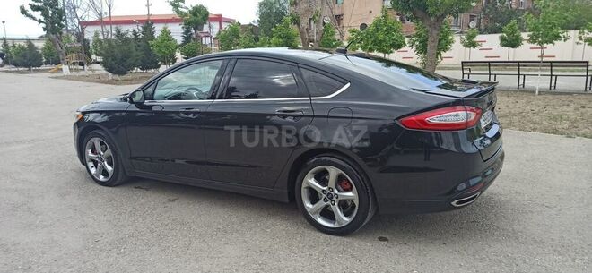 Ford Fusion 2014, 240,000 km - 2.0 l - Sumqayıt