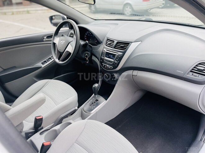 Hyundai Accent 2015, 78,000 km - 1.6 l - Bakı