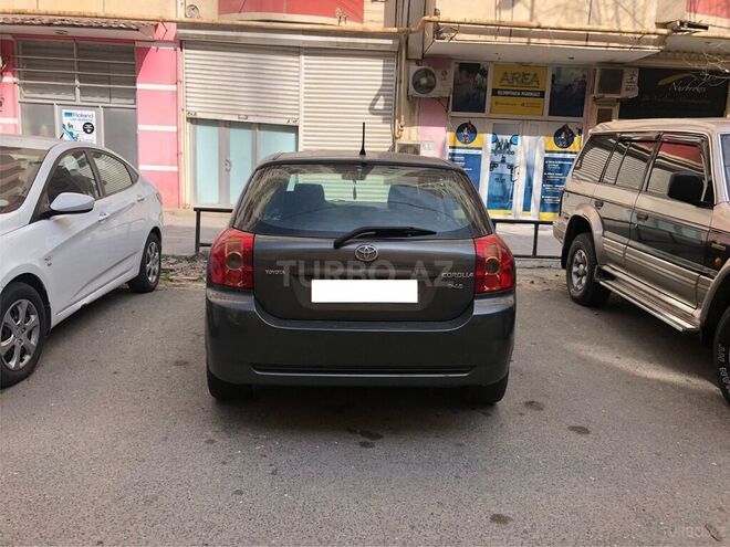 Toyota Corolla 2005, 261,000 km - 1.4 l - Bakı