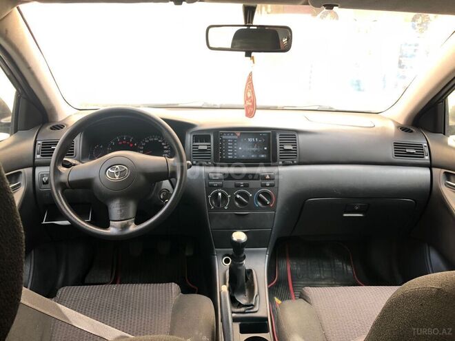 Toyota Corolla 2005, 261,000 km - 1.4 l - Bakı