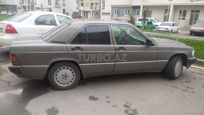 Mercedes 190 1991, 110,000 km - 2.0 л - Gəncə