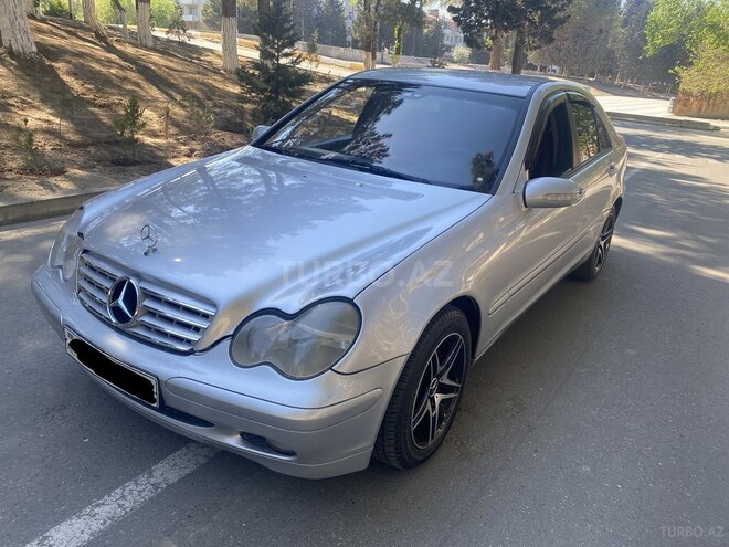 Mercedes C 200 2001, 234,000 km - 2.0 l - Bakı