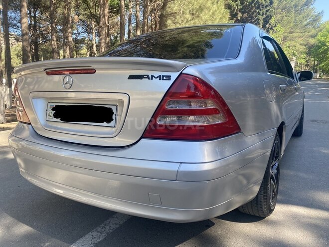 Mercedes C 200 2001, 234,000 km - 2.0 l - Bakı