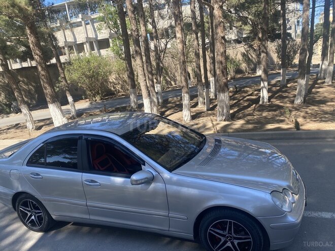 Mercedes C 200 2001, 234,000 km - 2.0 l - Bakı