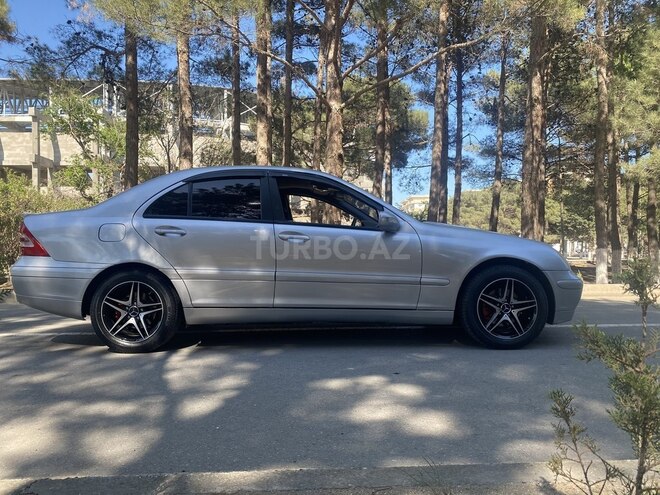 Mercedes C 200 2001, 234,000 km - 2.0 l - Bakı