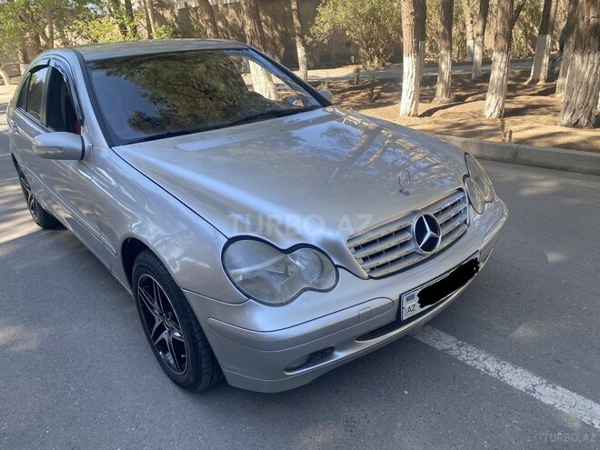 Mercedes C 200 2001, 234,000 km - 2.0 l - Bakı