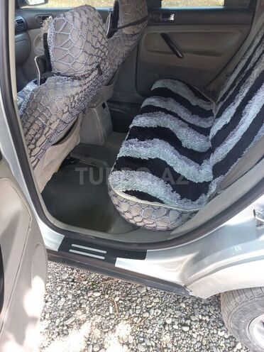 Volkswagen Passat 2002, 293,000 km - 2.0 л - Tovuz