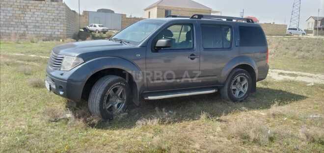 Nissan Pathfinder 2005, 352,000 km - 2.5 l - Bakı