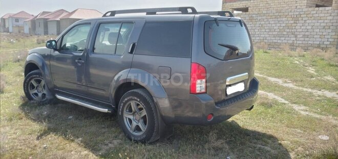 Nissan Pathfinder 2005, 352,000 km - 2.5 l - Bakı