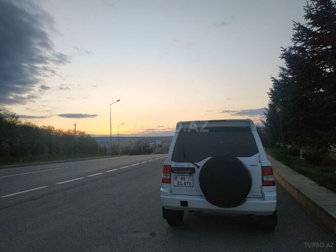 Mitsubishi Pajero io 1999, 254,000 km - 1.8 l - Qusar