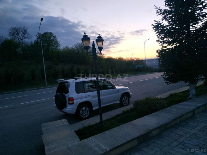 Mitsubishi Pajero io 1999, 254,000 km - 1.8 l - Qusar