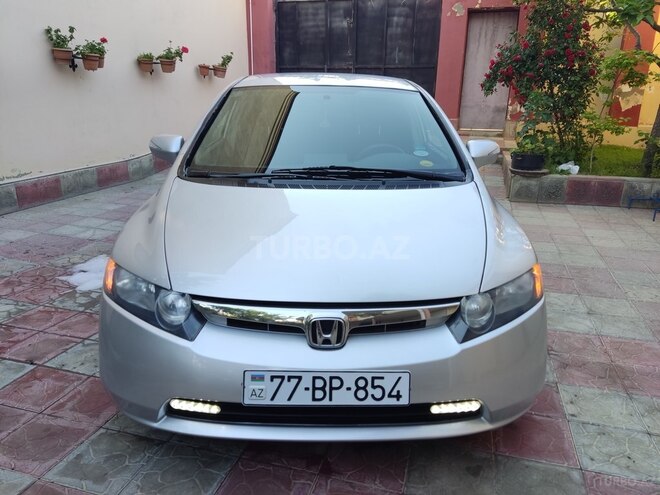 Honda Civic 2007, 320,000 km - 1.3 л - Bakı
