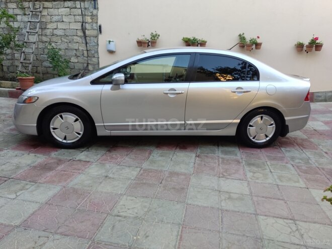Honda Civic 2007, 320,000 km - 1.3 л - Bakı