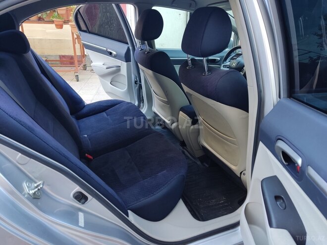 Honda Civic 2007, 320,000 km - 1.3 л - Bakı