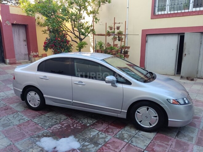 Honda Civic 2007, 320,000 km - 1.3 л - Bakı