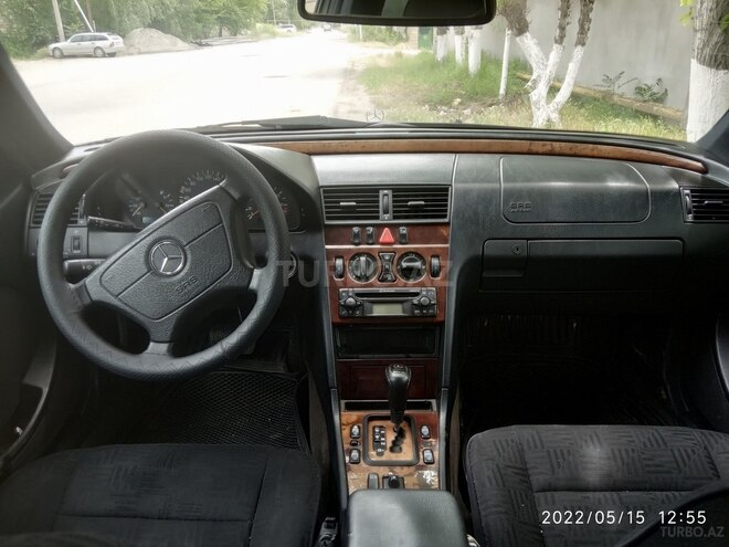 Mercedes C 200 1999, 245,896 km - 2.0 l - Beyləqan