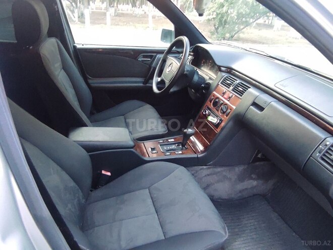Mercedes E 230 1996, 345,252 km - 2.3 l - Sumqayıt