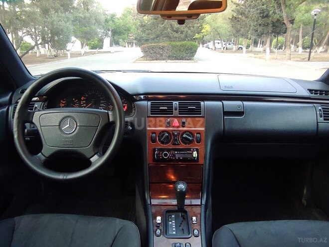 Mercedes E 230 1996, 345,252 km - 2.3 l - Sumqayıt