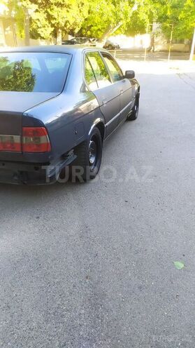 BMW 525 1994, 230,000 km - 2.5 l - Bakı