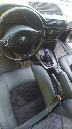 BMW 525 1994, 230,000 km - 2.5 l - Bakı