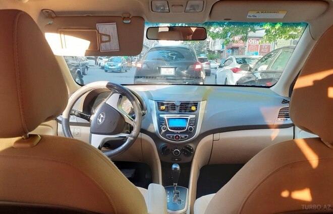 Hyundai Accent 2011, 231,746 km - 1.5 л - Bakı