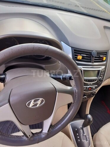 Hyundai Accent 2011, 231,746 km - 1.5 л - Bakı