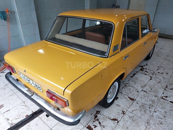 LADA (VAZ) 21011 1975, 44,444 km - 1.5 l - Quba