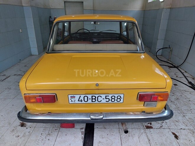 LADA (VAZ) 21011 1975, 44,444 km - 1.5 l - Quba