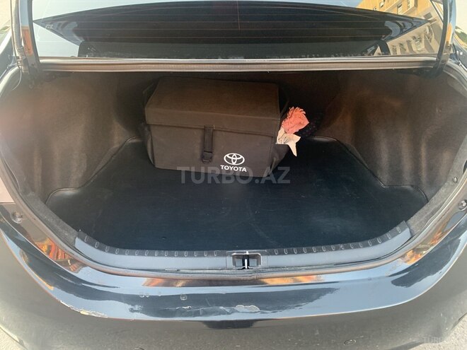 Toyota Corolla 2014, 250,000 km - 1.6 l - Bakı