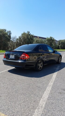 Mercedes E 320 2004, 267,000 km - 3.2 l - Bakı