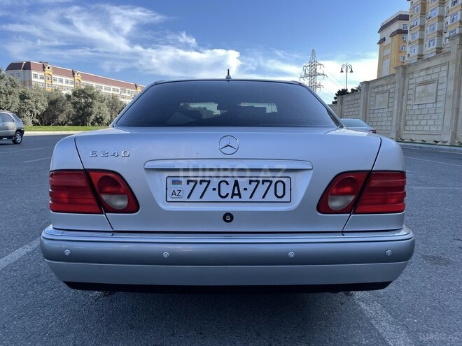 Mercedes E 240 1998, 179,000 km - 2.4 l - Bakı
