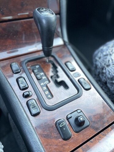 Mercedes E 240 1998, 179,000 km - 2.4 l - Bakı