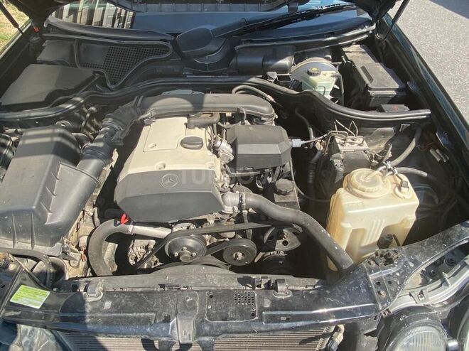 Mercedes E 200 1997, 230,000 km - 2.0 l - Bakı